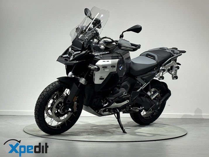 BMW R 1300 GS Adventure BMW R 1300 GS Adventure